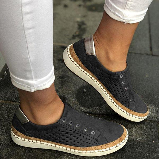 LM | Timeless and functional orthopedic sneakers