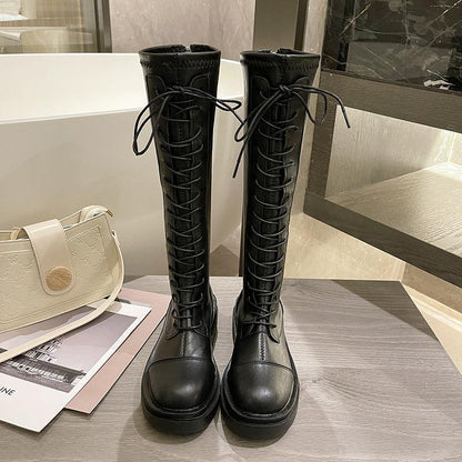 LM | Airy and effortless boots