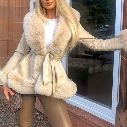 LM | Timeless and stylish coat