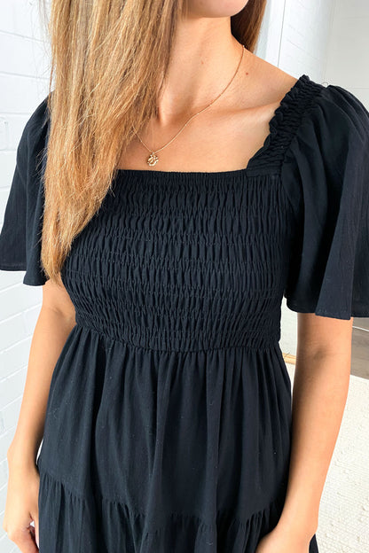 LM | Feminine off-shoulder midi dress