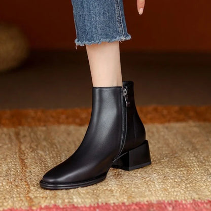 Tailored and Comfortable Orthopedic Heels