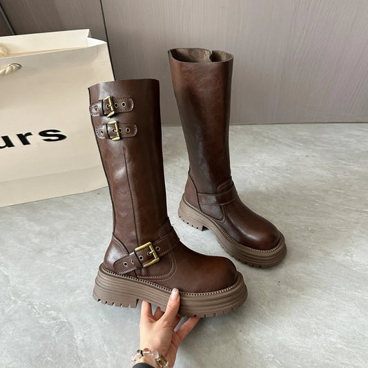 Tailored and Comfortable Orthopedic Heels