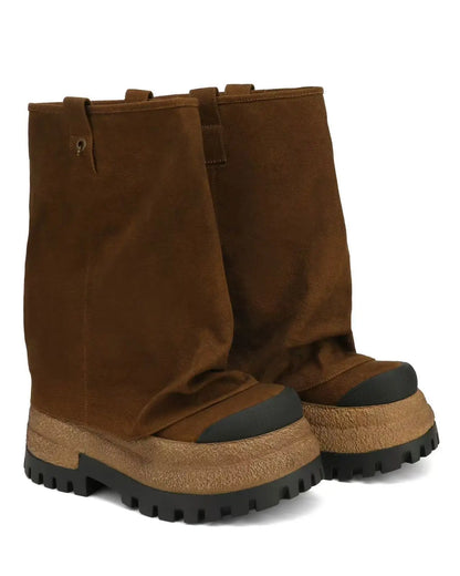 Tailored and Comfortable Orthopedic Boots