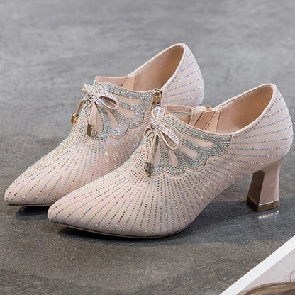 Tailored and Comfortable Orthopedic Heels