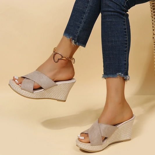 LM | | Orthopaedic sandals for women