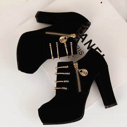 Tailored and Comfortable Orthopedic Heels