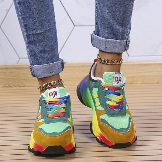 LM | Bold and airy sneakers
