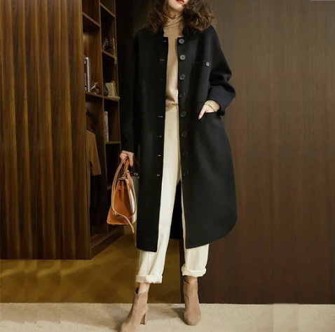 LM | Modern and fashionable coat