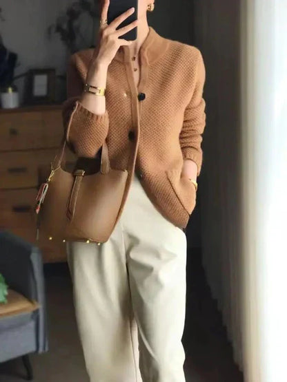 LM | Uncomplicated and chic coat