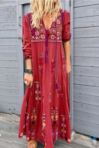LM | V-neck maxi dress with tassel embroidery