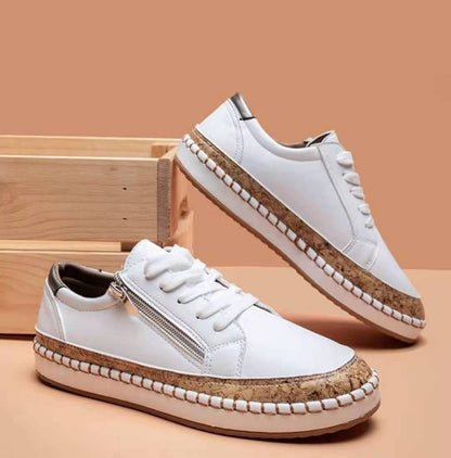 LM | Simple sneakers with flowers