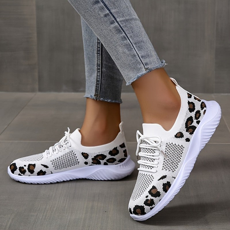 LM | Soft and cool sneakers
