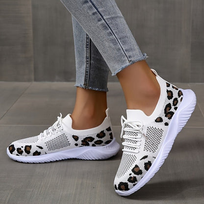 LM | Soft and cool sneakers