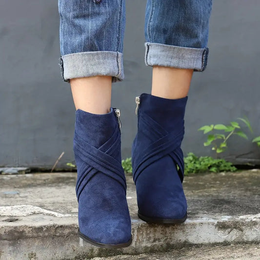 LM | WITH SIDE ZIPPER AND CHUNKY HEELS