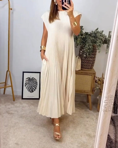 LM | Elegant pleated maxi dress