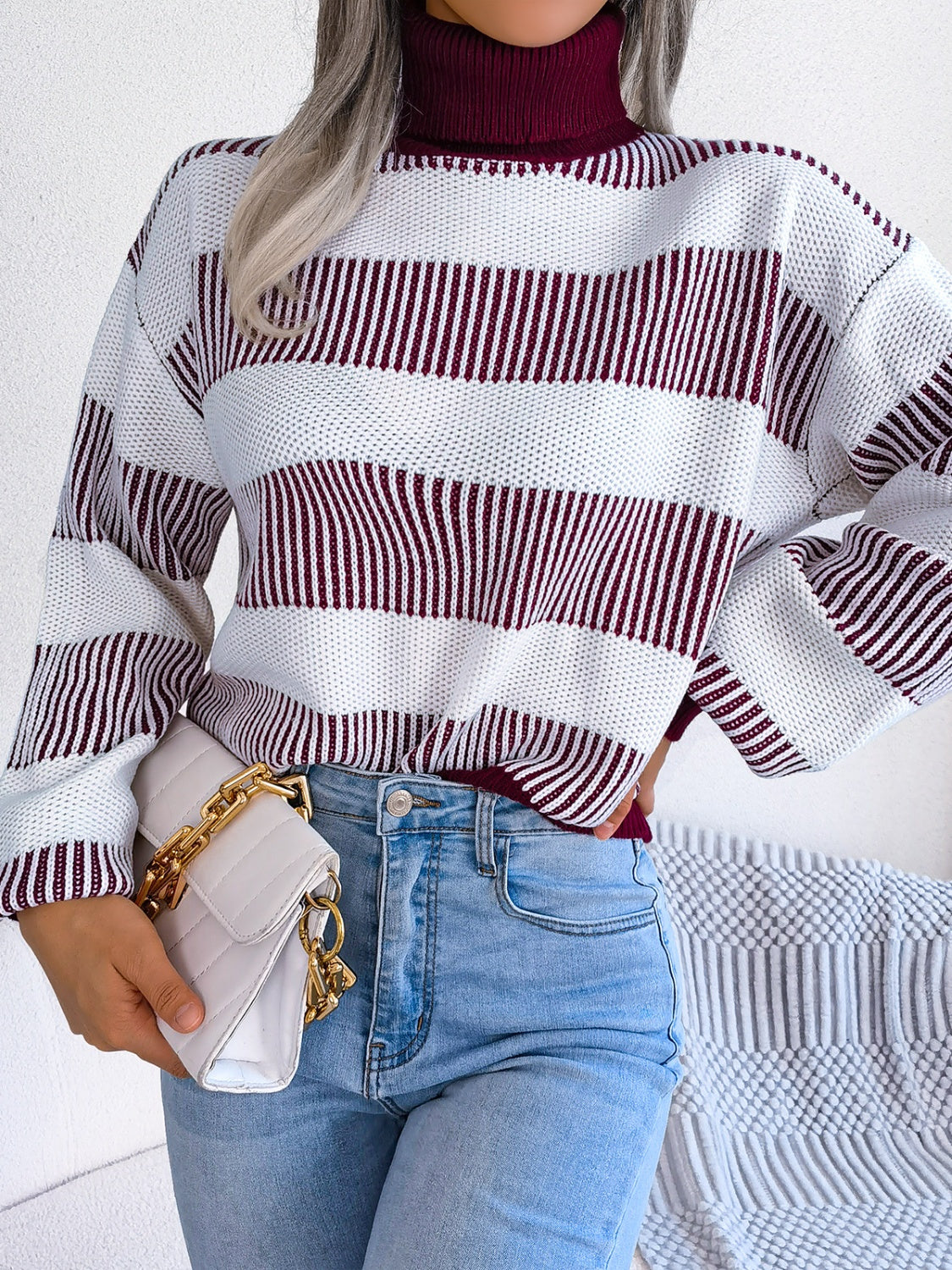 LM | Fashionable and minimalist sweater