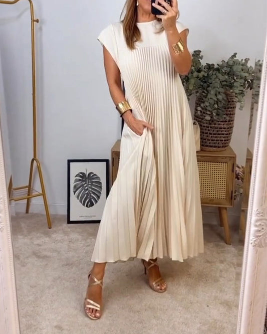 LM | Elegant pleated maxi dress