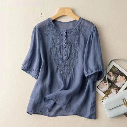 LM | Elegant blouse with embroidery