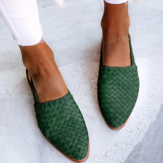LM | handmade flat sandals