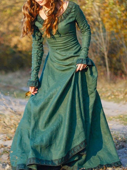 LM | Classic and elegant winter dress